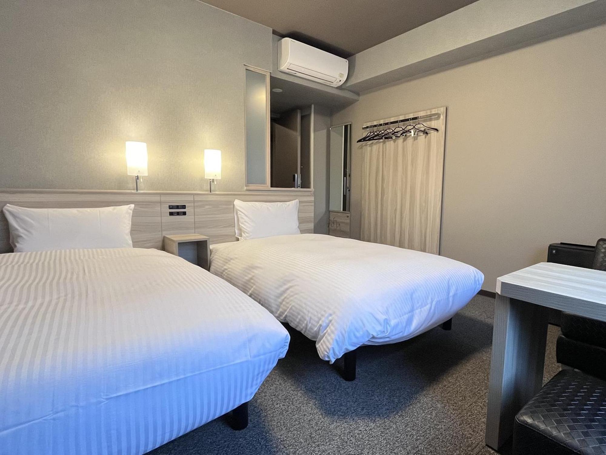 Hotel Route Inn Kuwana Zewnętrze zdjęcie