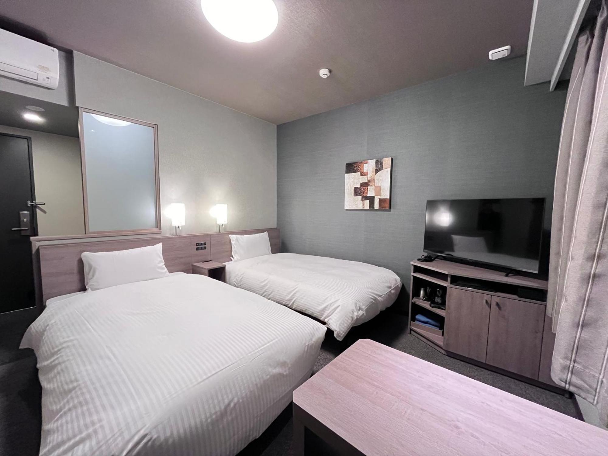 Hotel Route Inn Kuwana Zewnętrze zdjęcie
